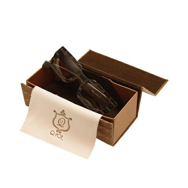 eye love ストロベリーチョコレート | Q-pot. ONLINE SHOP