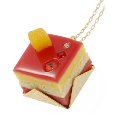 プチ カシスケーキ　ネックレス