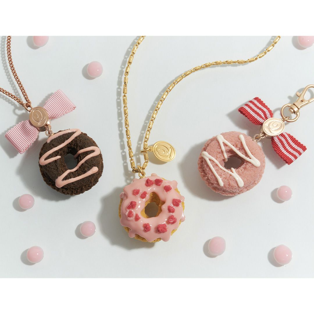 メルティー ストロベリー ドーナッツ ネックレス | Q-pot. ONLINE SHOP