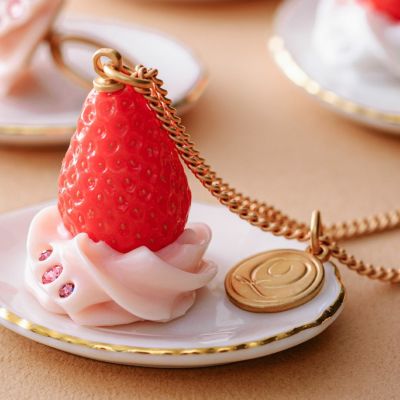 【店舗限定商品】フレッシュストロベリー ネックレス（ピンク）