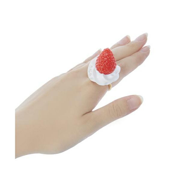 フレッシュストロベリー リング ホワイト オンラインショップ限定