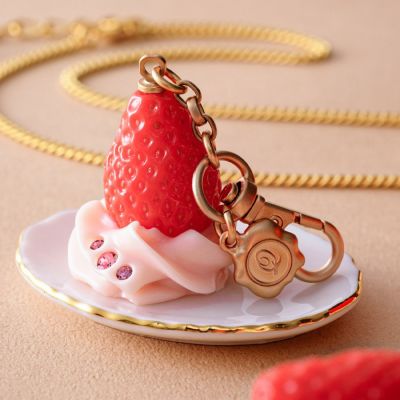 【店舗限定商品】フレッシュストロベリー バッグチャーム（ピンク）