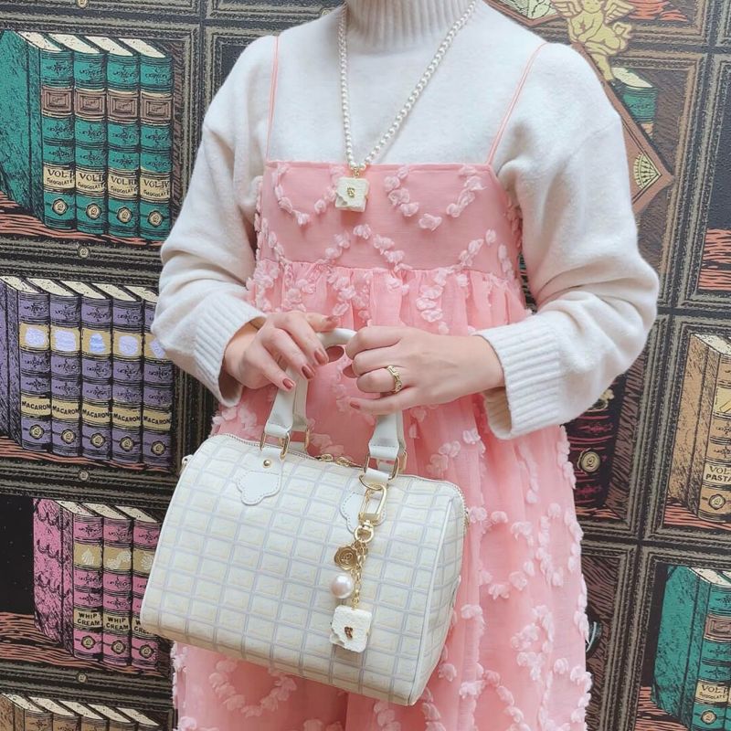 ホワイトリュクスショコラパール ネックレス | Q-pot. ONLINE SHOP