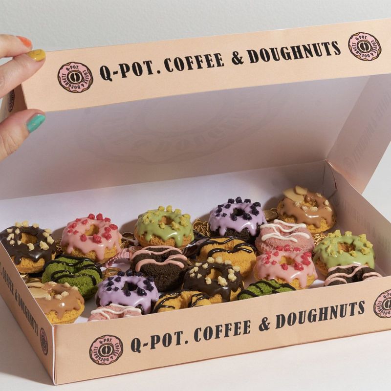 Q-pot　ドーナツ型ケーキ　バックチャーム ドーナッツチャーム | Q-pot. ONLINE SHOP