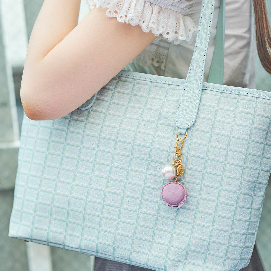 ブルーベリー マカロン ネックレス