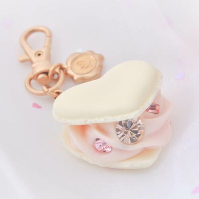 ラブハート バニラミルクマカロン バッグチャーム