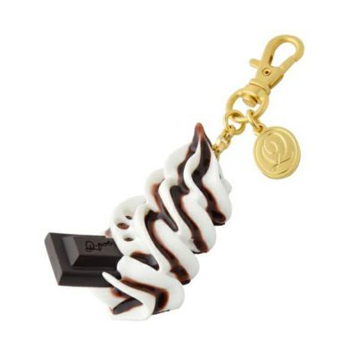 フレッシュクリーム　ウィズ　チョコレートソース バッグチャーム