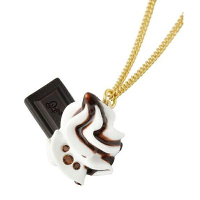 フレッシュクリーム　ウィズ　チョコレートソース ネックレス