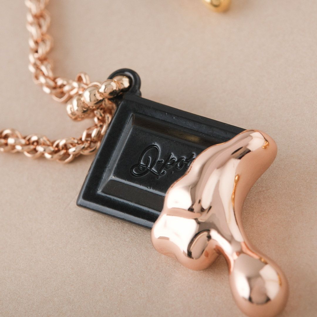 メルティーストロベリー　チョコレート ネックレス ピンクゴールド