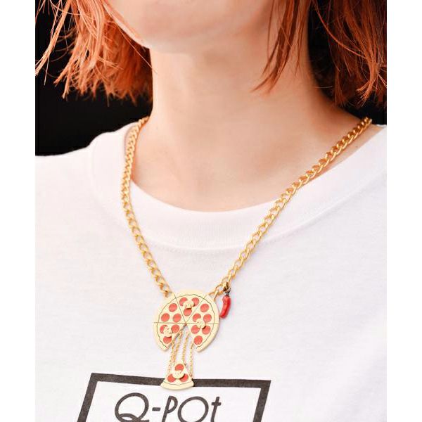 メルティッド チーズ ペパロニピザ ネックレス | Q-pot. ONLINE SHOP 