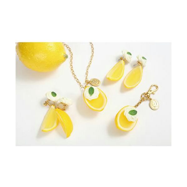 Alice さま専用 ピアス〈Lemon〉-