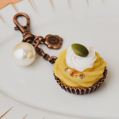 カボチャモンブランカップケーキ バッグチャーム