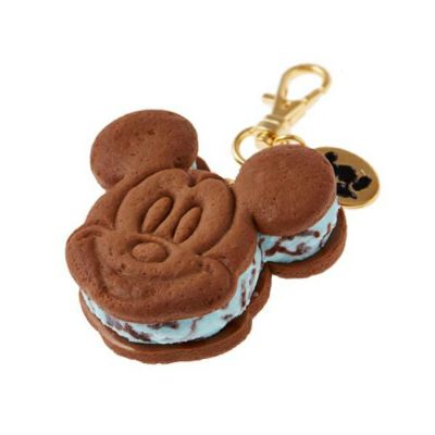 ミッキーマウス / チョコミント クッキーサンドアイス バッグチャーム【ディズニー アクセサリー】