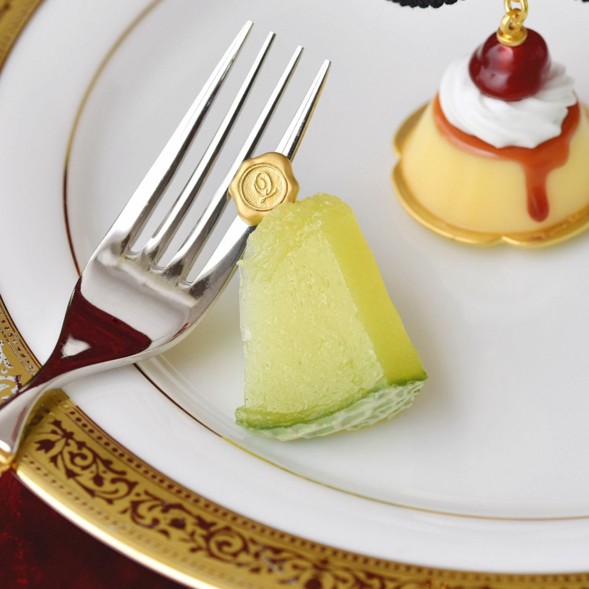 フレッシュメロン ピアス