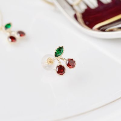 チェリー ピアス | Q-pot. ONLINE SHOP