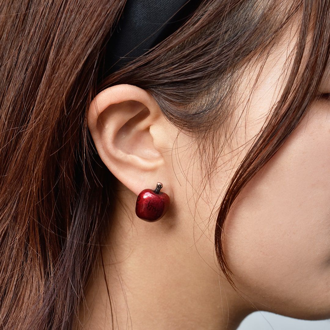 Poppy コラボ ピアス