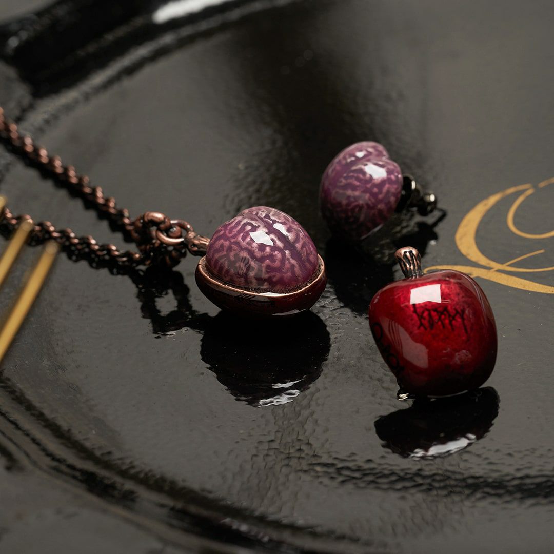 Poppy コラボ ピアス