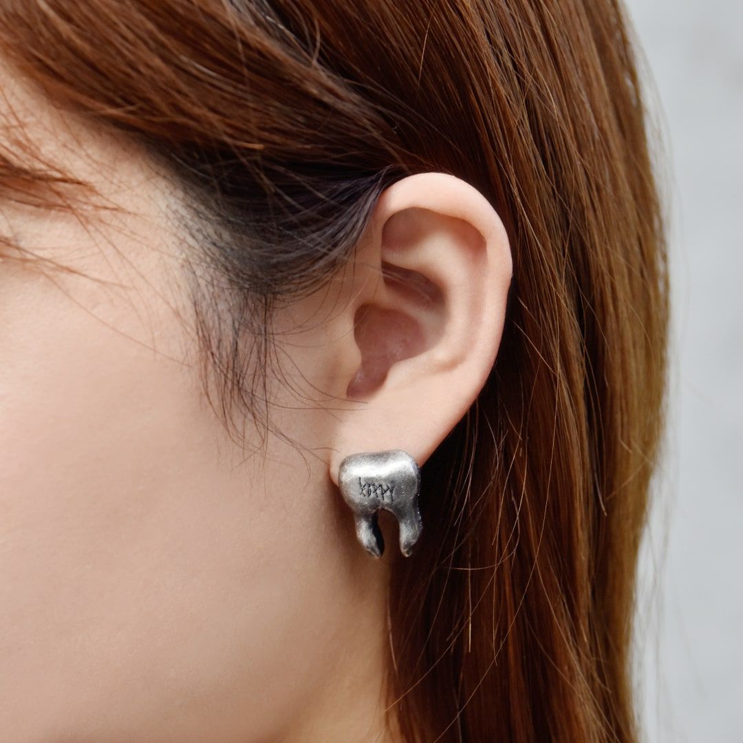 Poppy コラボ ピアス