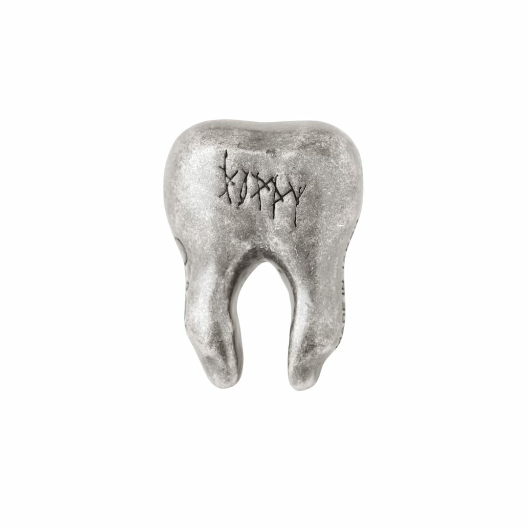 Poppy コラボ ピアス