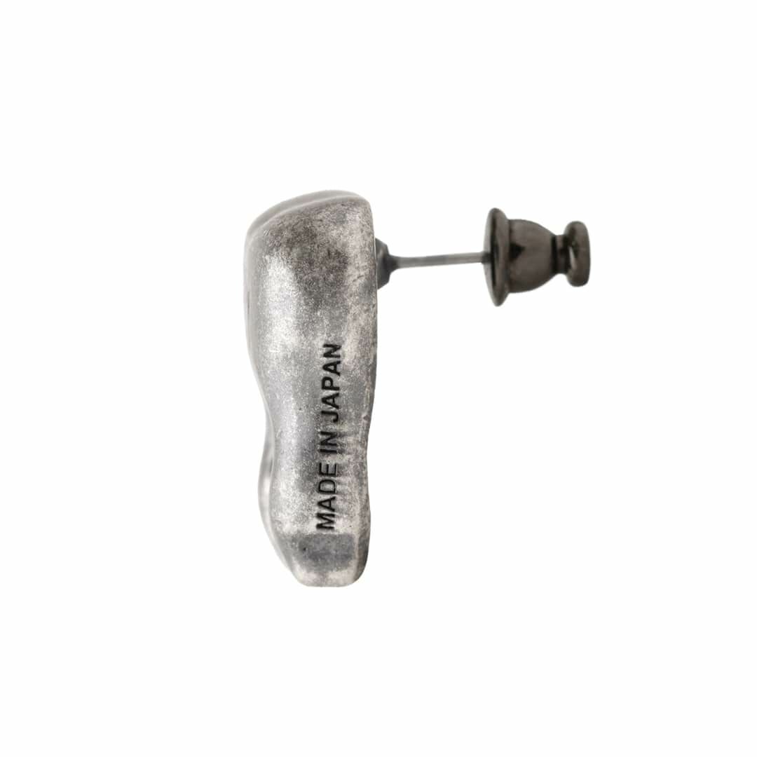 Poppy コラボ ピアス