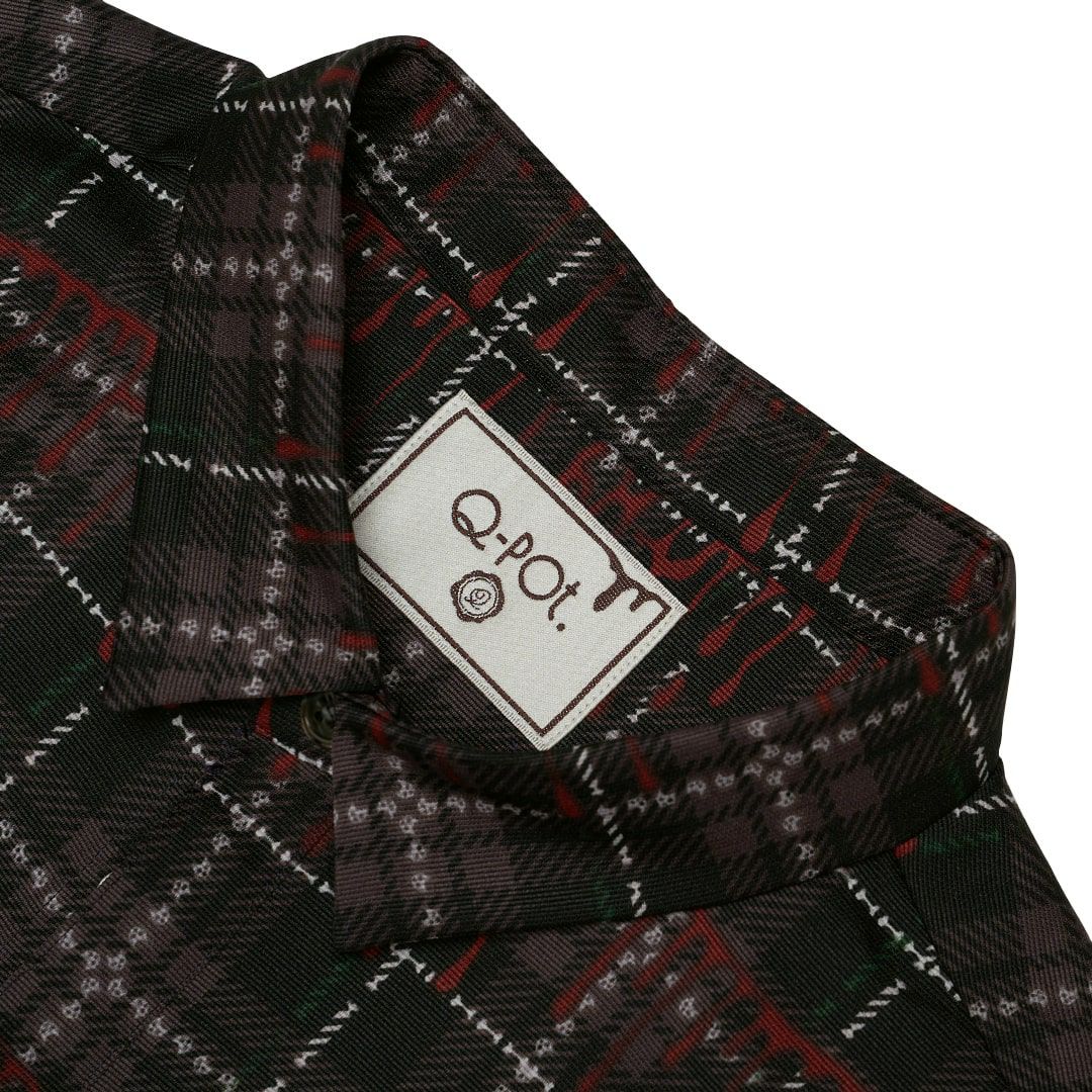 Poppy コラボ シャツ