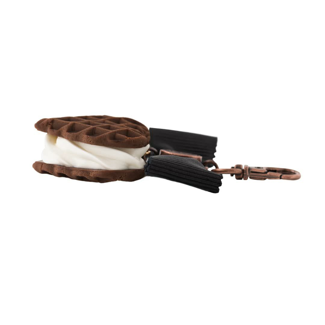 チョコレートワッフル バッグチャーム