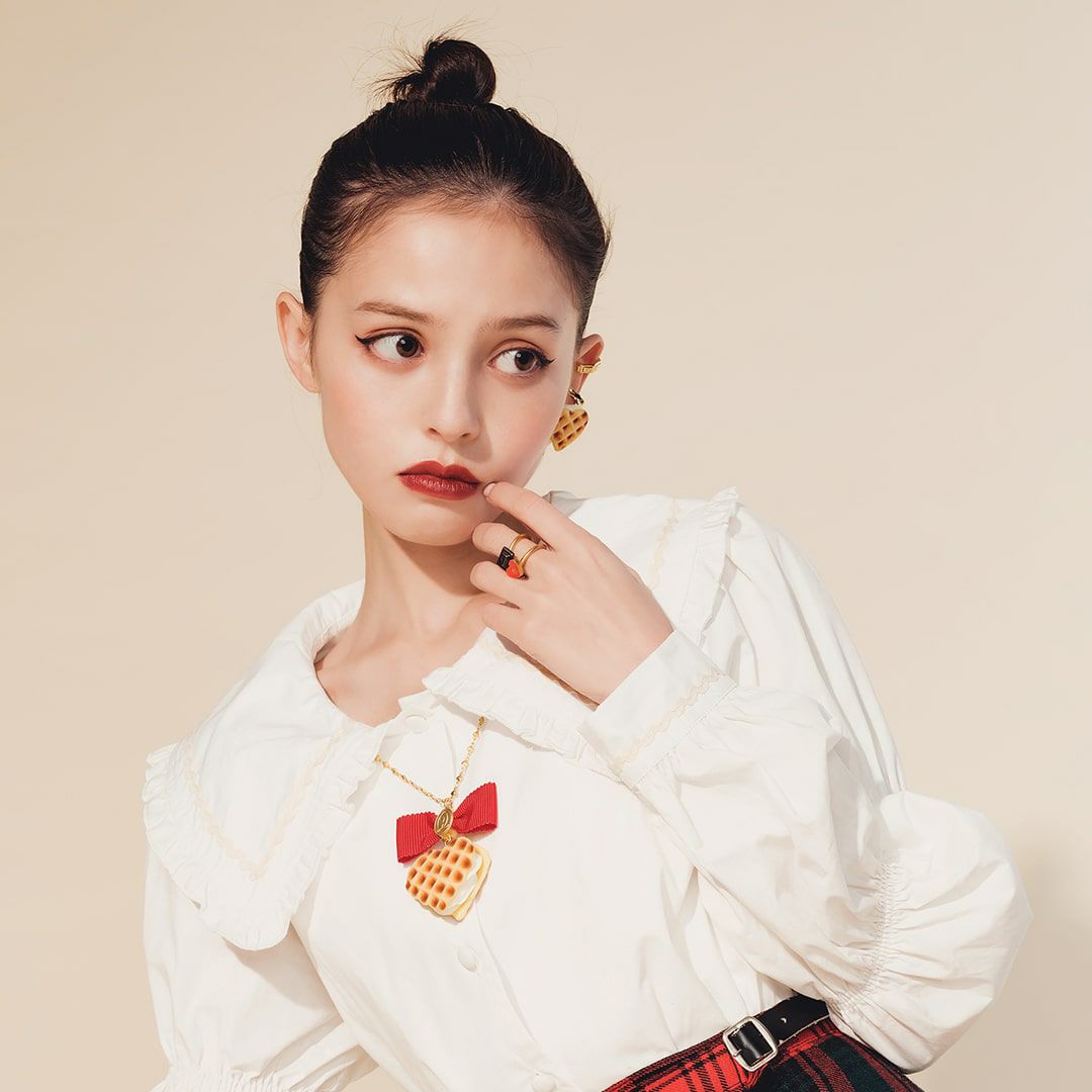 バターミルクワッフル ネックレス