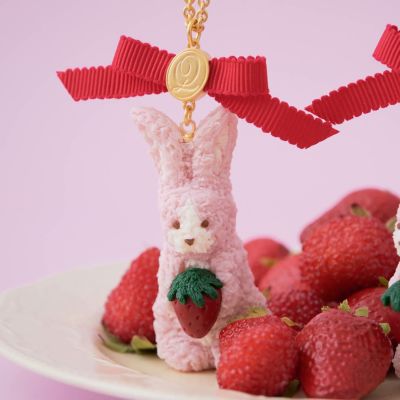 ストロベリーミルクなうさぎ クッキー ネックレス