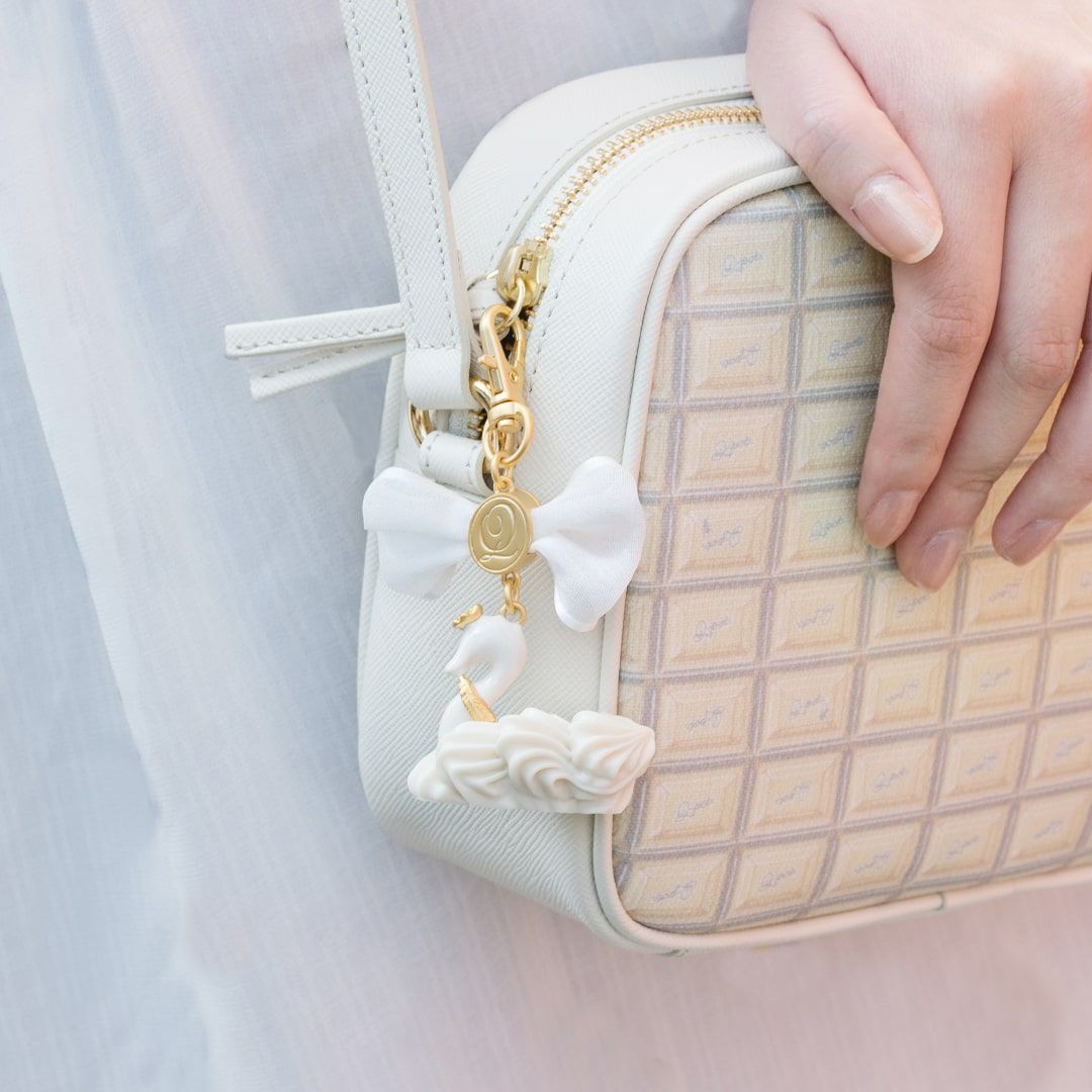 バレエコア スワン ホワイト リボン バッグチャーム