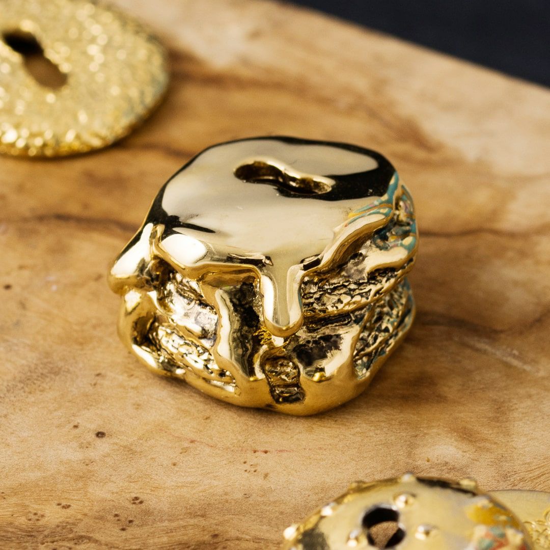 ダブル和牛ビーフ＆ チーズ　パティ チャーム【ハンバーガーシリーズ】