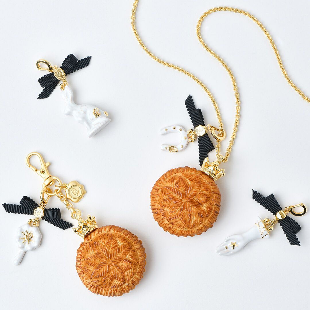 ガレットデロワ フェーブ アクセサリー