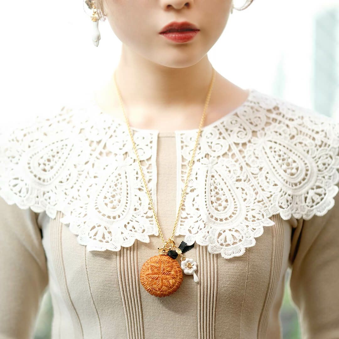 ガレットデロワ フェーブ アクセサリー