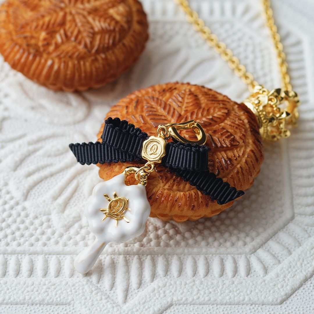 ガレットデロワ フェーブ アクセサリー