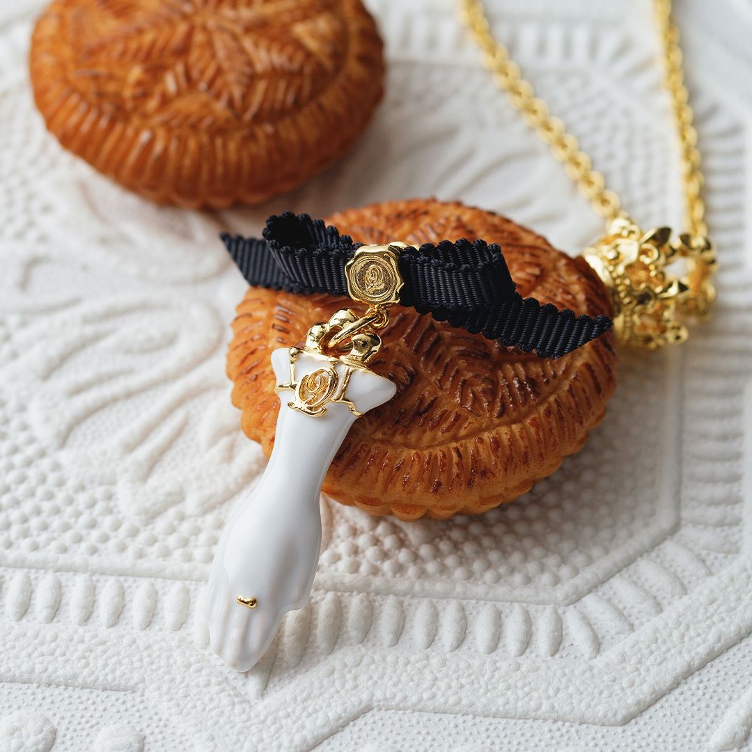 ガレットデロワ フェーブ アクセサリー