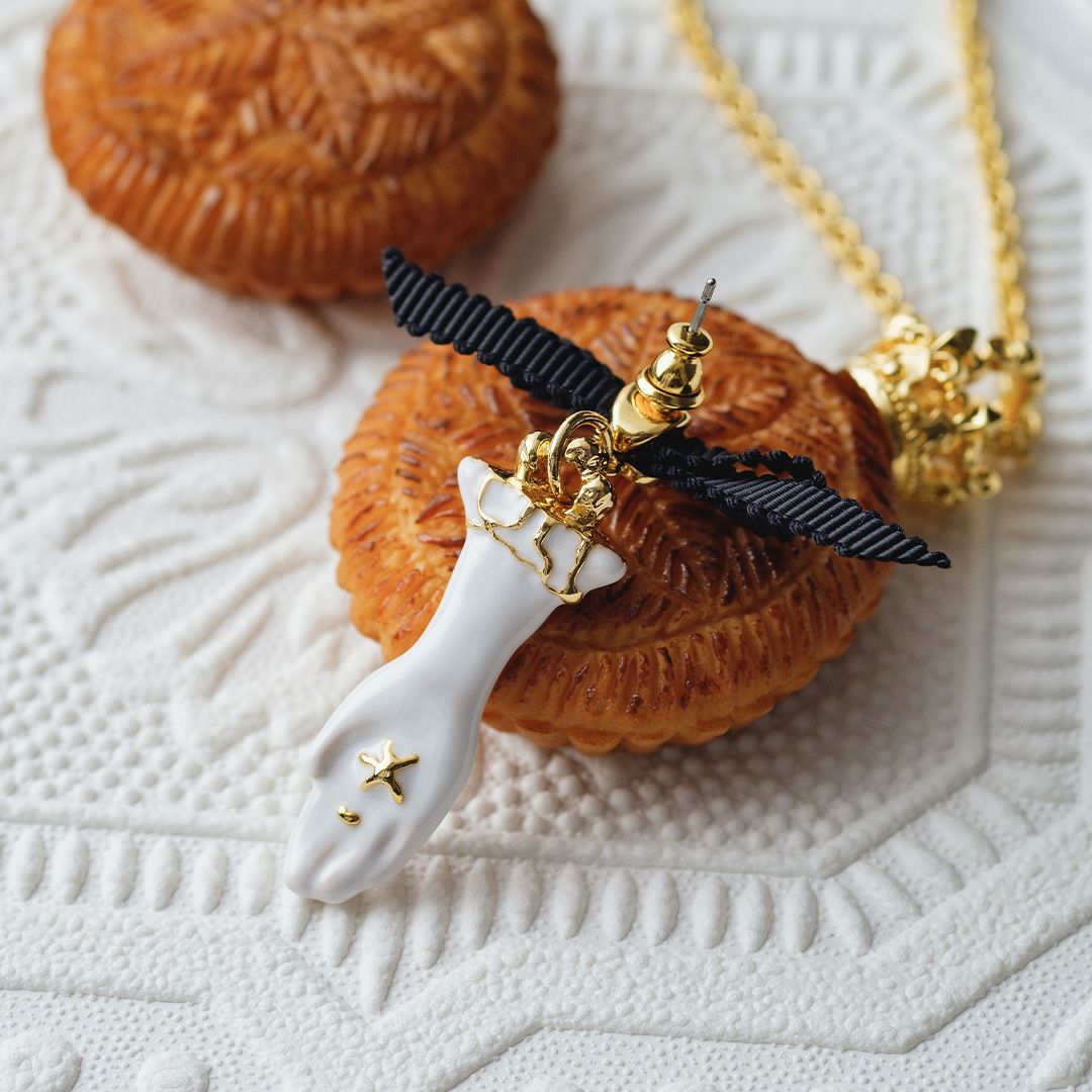 ガレットデロワ フェーブ アクセサリー