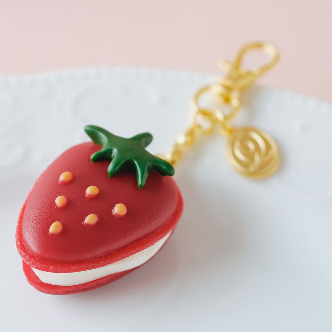 ストロベリーマカロン バッグチャーム(赤)