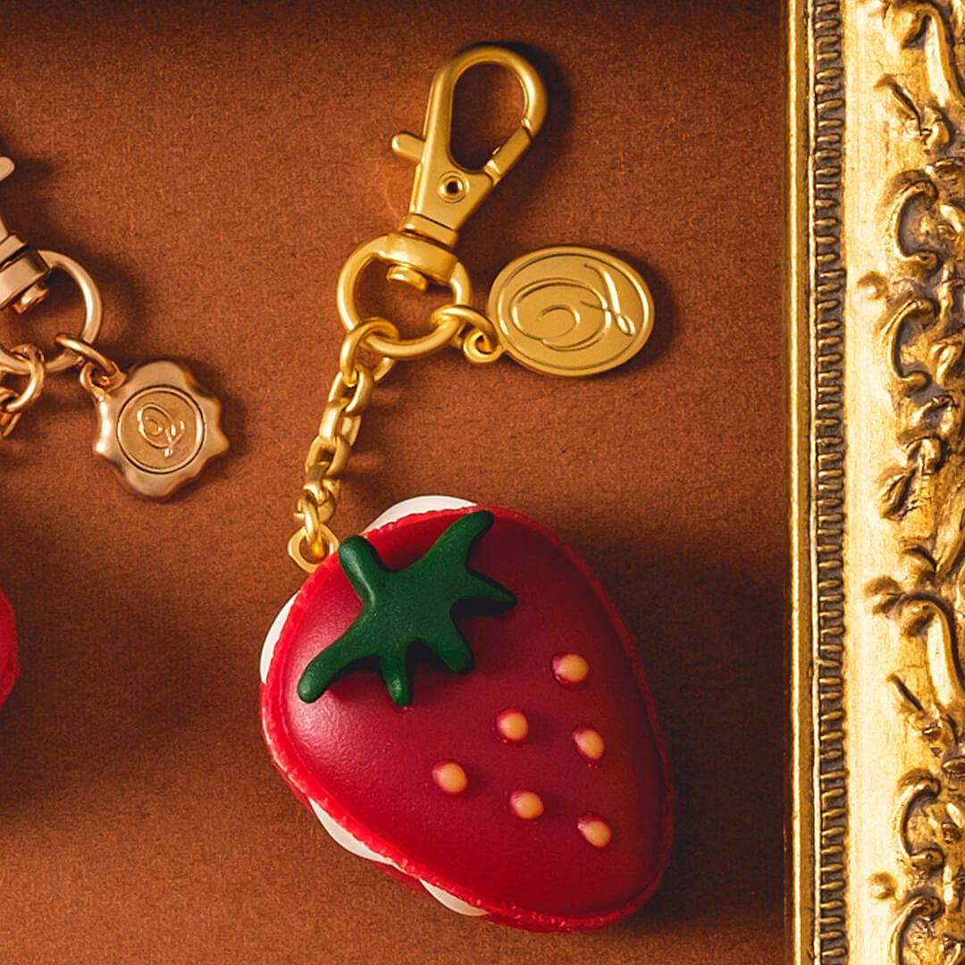 ストロベリーマカロン バッグチャーム(赤)
