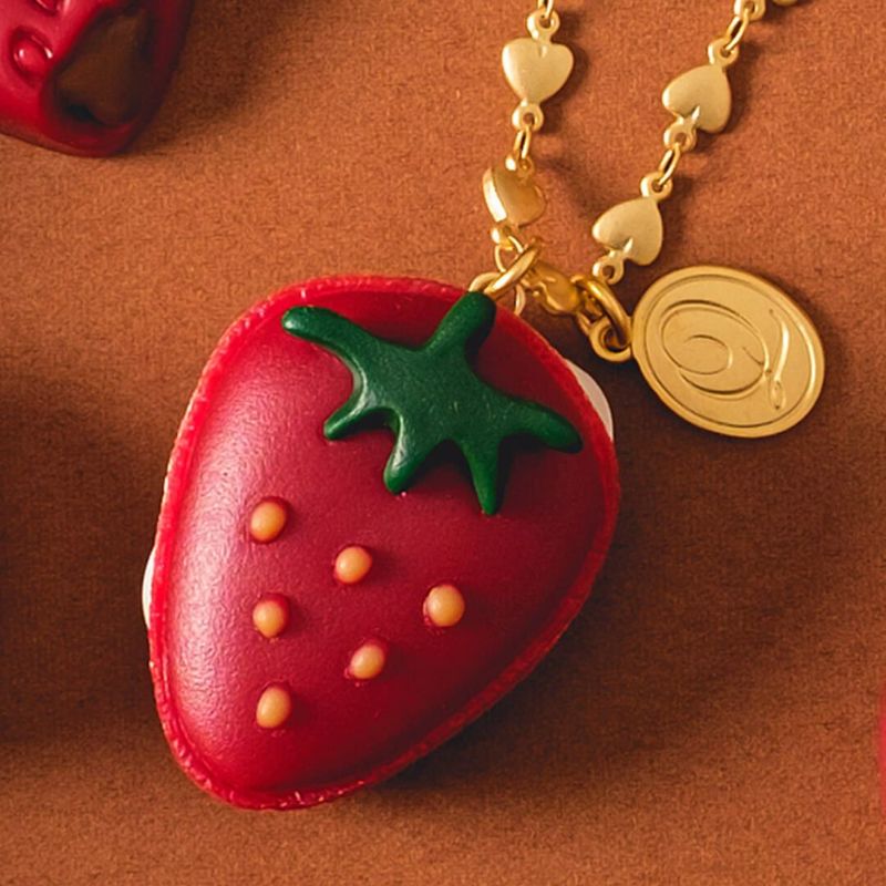 ザ・ストロベリーマカロン ネックレス(Red) | Q-pot. ONLINE SHOP