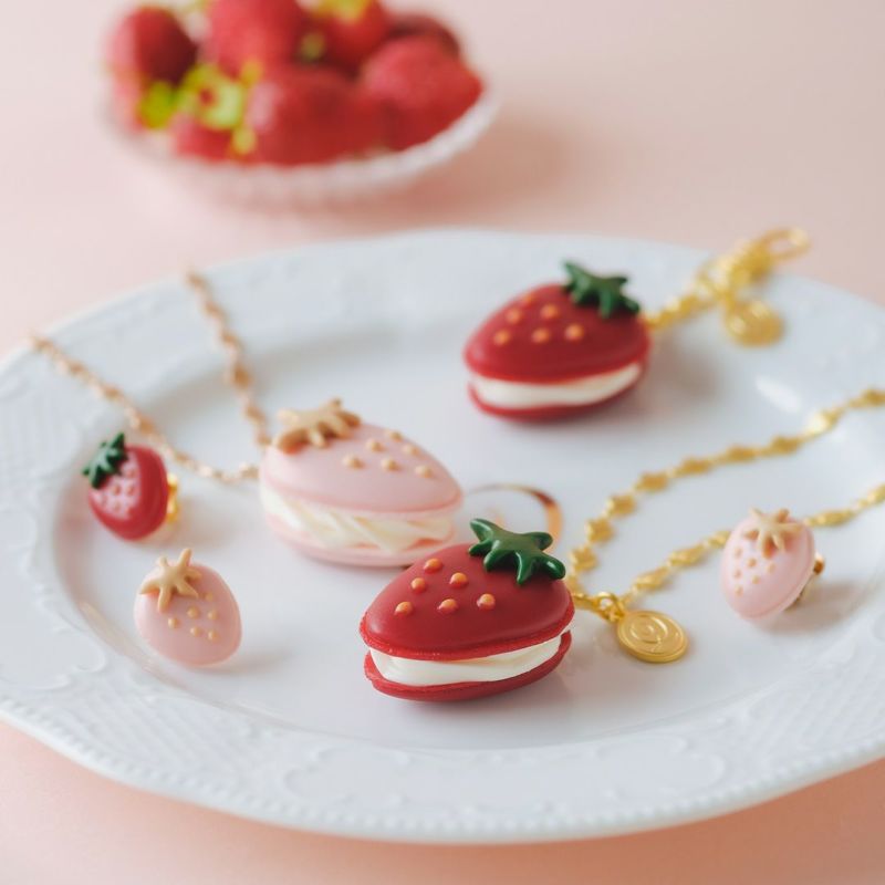 Q-pot.Parlor ザ・ストロベリーマカロン ピアス (Pink）未開封 ザ・ストロベリーマカロン イヤリング (Pink) | Q-pot. ONLINE SHOP