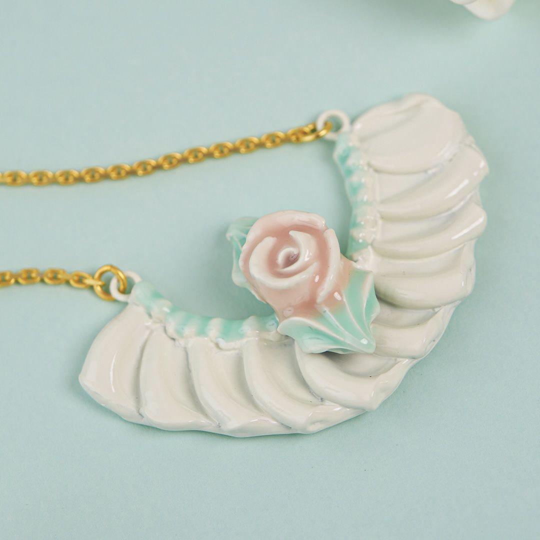バレエコア フリル ホワイト  ローズ ネックレス