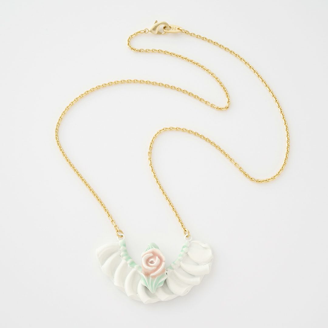 バレエコア フリル ホワイト  ローズ ネックレス