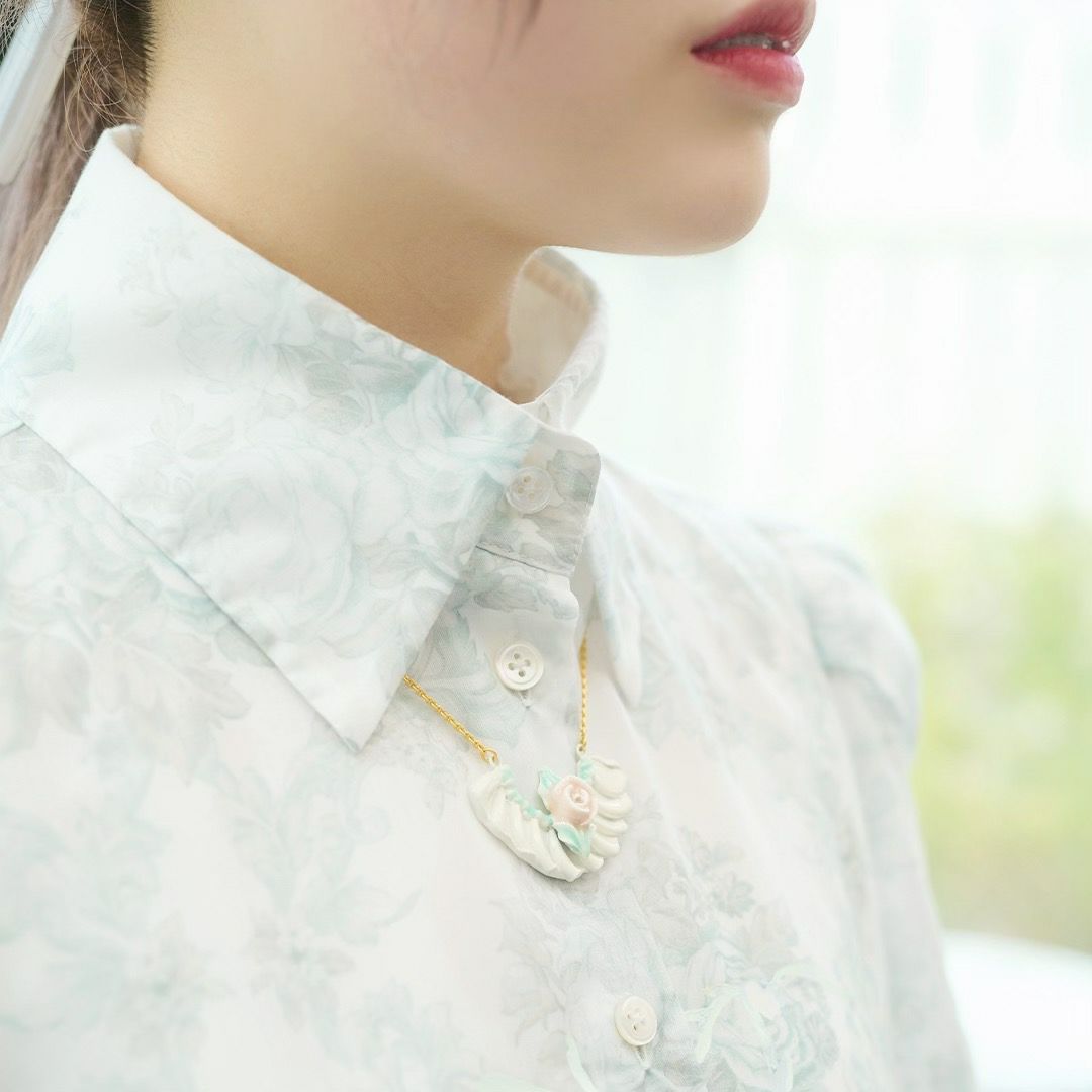 バレエコア フリル ホワイト  ローズ ネックレス