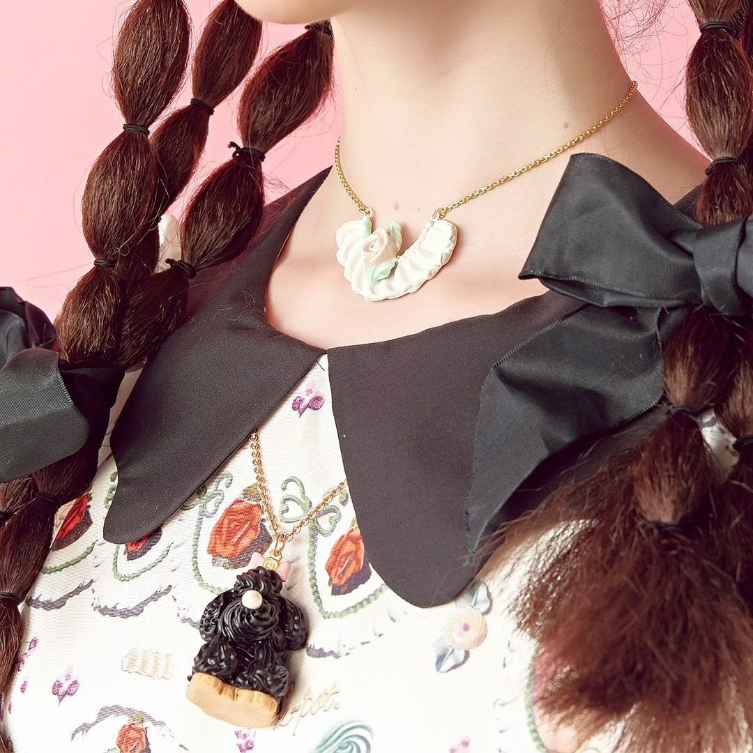 バレエコア フリル ホワイト  ローズ ネックレス