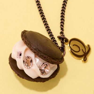 【残り１点】ブラウニーラズベリーマカロン ネックレス（ピンク）