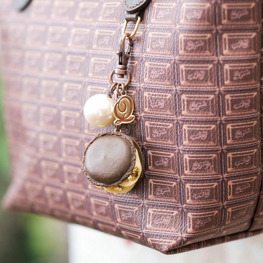 ブラウニーカスタードマカロン バッグチャーム イエロー オンラインショップ限定