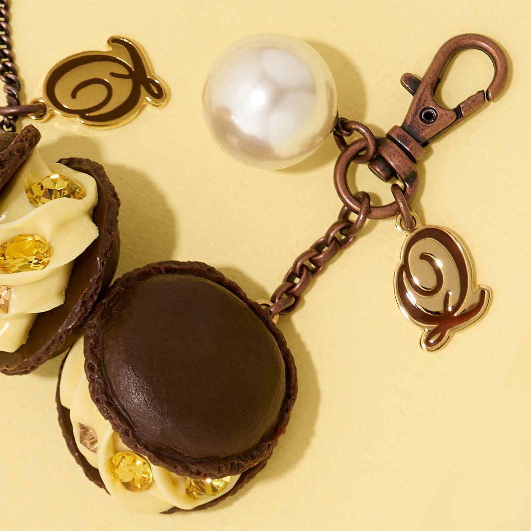 ブラウニーカスタードマカロン バッグチャーム イエロー オンラインショップ限定