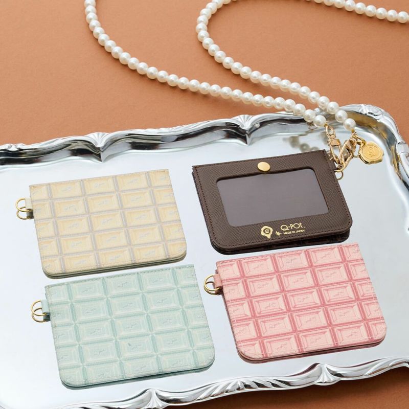 ホワイトチョコレート パスケース | Q-pot. ONLINE SHOP ホワイトチョコレート パスケース | Q-pot. ONLINE SHOP