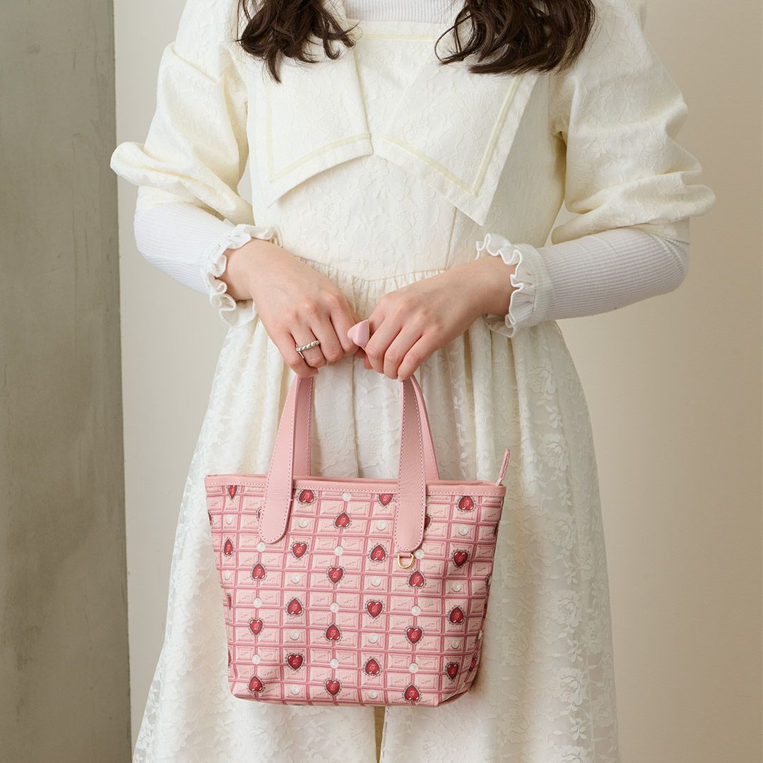 ハートストロベリーチョコレート ミニトートバッグ | Q-pot. ONLINE SHOP
