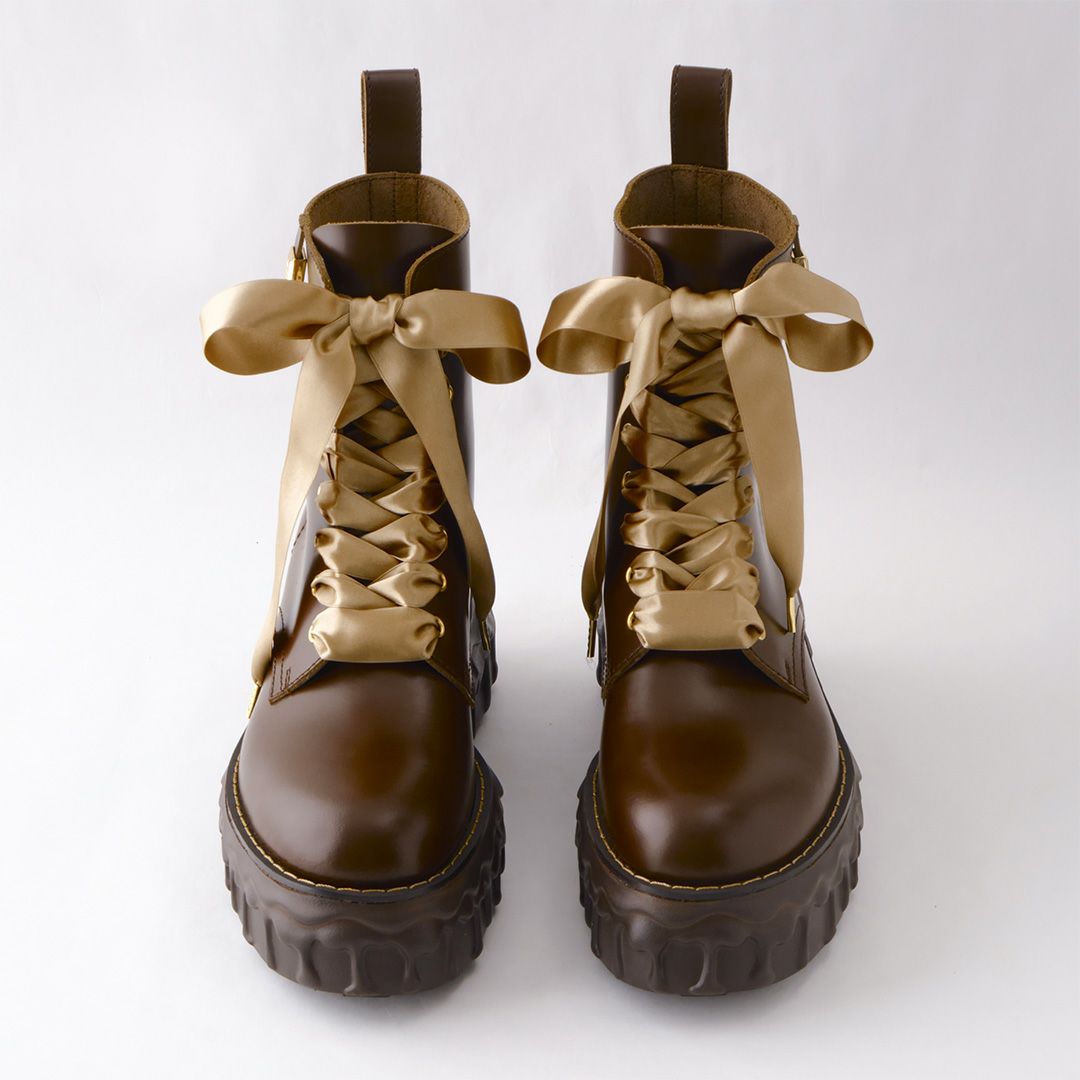 本革 メルティングチョコレート サテンリボンレースアップシューズ（ブラウン） ブーツ