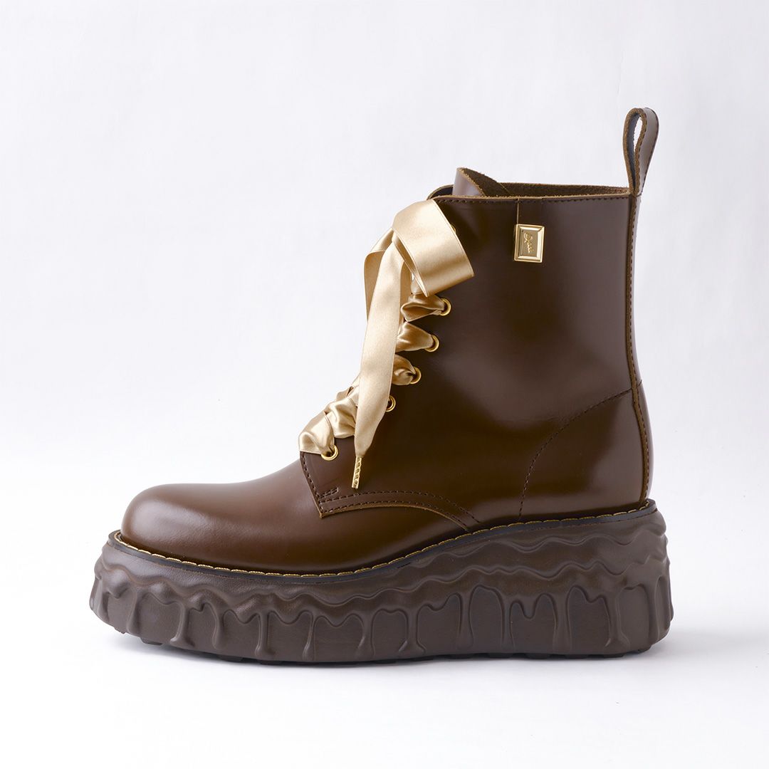 本革 メルティングチョコレート サテンリボンレースアップシューズ（ブラウン） ブーツ